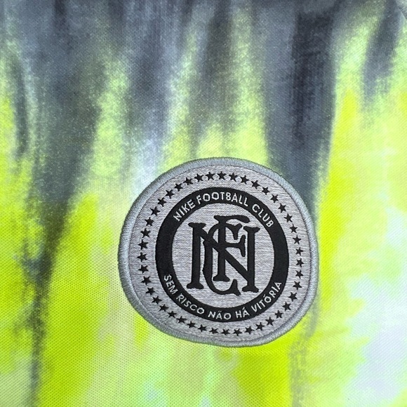 Nike F.C. Sem Risco Brazil Soccer Team Jersey Men’s S Football Club Nao Ha shirt - Picture 3 of 7